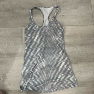 Lululemon tank top